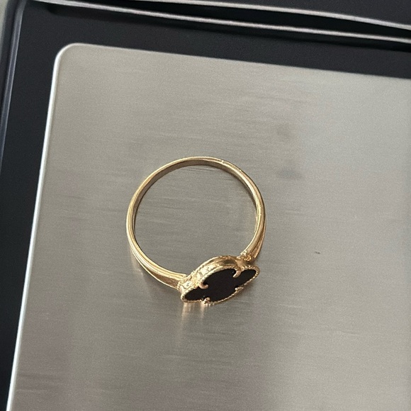 18k Gold Ring Size 7 - Picture 2 of 5